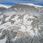 With Access, Neukirchen *