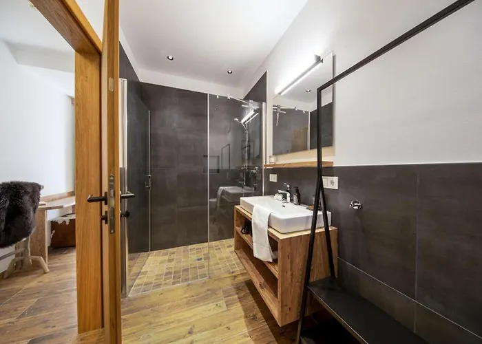 In Neukirchen With Access